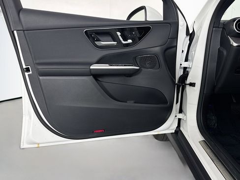 New 2026 Mercedes-Benz GLC 300 image 20