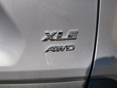 Used 2022 Toyota RAV4 XLE w/ Convenience Package AWD/4WD image 69