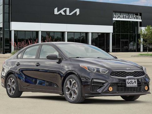 Certified 2020 Kia Forte LXS image 8