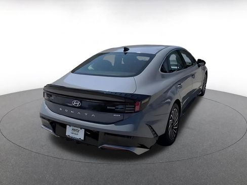 Used 2025 Hyundai Sonata SEL FWD image 14