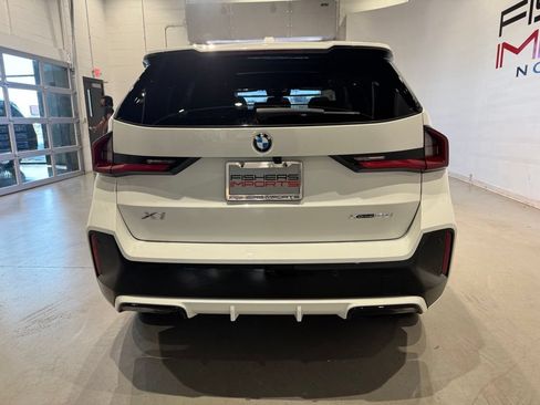 Used 2023 BMW X1 xDrive28i w/ Premium Enhanced Package AWD/4WD image 5