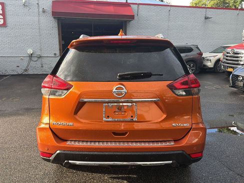 Used 2019 Nissan Rogue SV AWD/4WD image 6