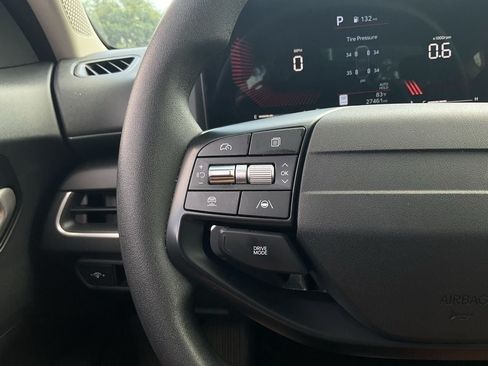 Used 2025 Kia K4 FWD image 23