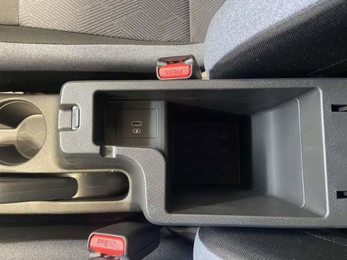 New 2025 Nissan Versa SV w/ Trunk Package image 16