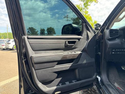 Used 2023 Toyota Sequoia TRD Pro AWD/4WD image 6