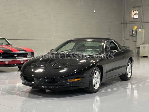 Used 1996 Pontiac Firebird Formula image 14