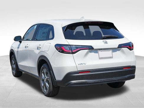 New 2026 Honda HR-V LX image 2