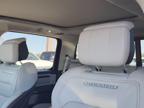 Used 2025 RAM 1500 Tungsten AWD/4WD image 9