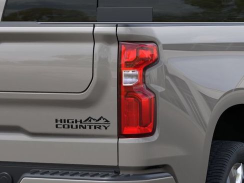 New 2026 Chevrolet Silverado 1500 High Country AWD/4WD image 11