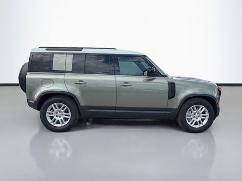 Used 2025 Land Rover Defender 110 S AWD/4WD image 6