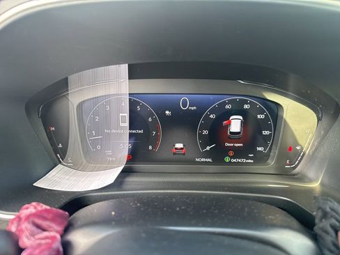 Used 2023 Honda Pilot Elite image 4