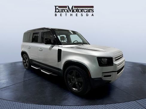 Used 2023 Land Rover Defender 110 SE AWD/4WD image 7