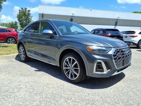 Used 2022 Audi SQ5 Premium Plus w/ Premium Plus Package AWD/4WD image 4