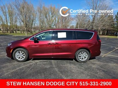 Used 2023 Chrysler Pacifica Touring-L
