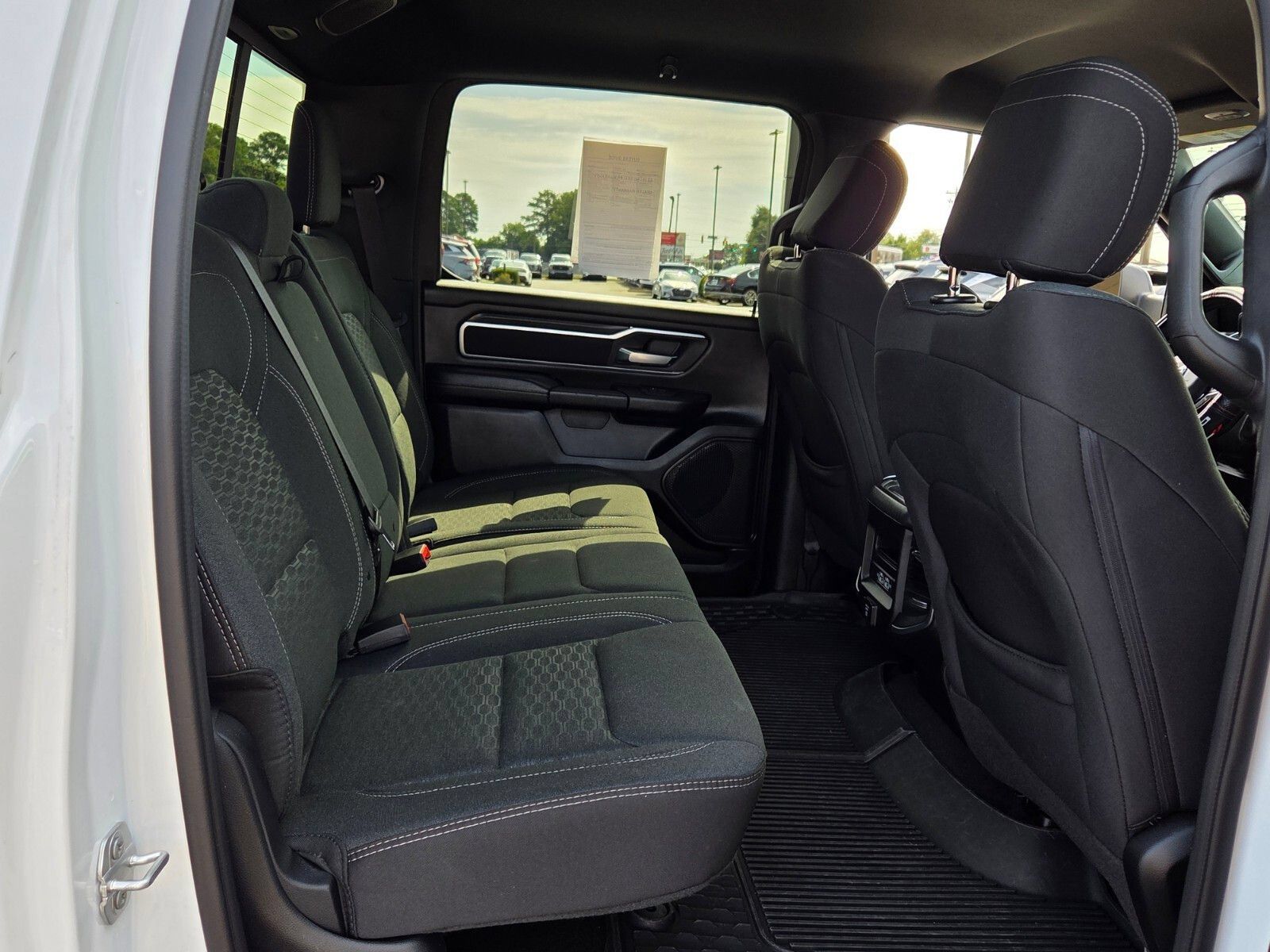 Used 2025 RAM 1500 Big Horn AWD/4WD image 16