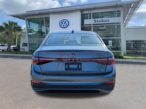 New 2026 Volkswagen Jetta SE image 5