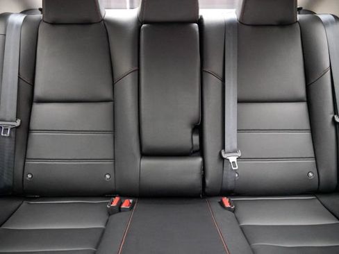 Used 2023 Nissan Sentra SR w/ SR Premium Package FWD image 16