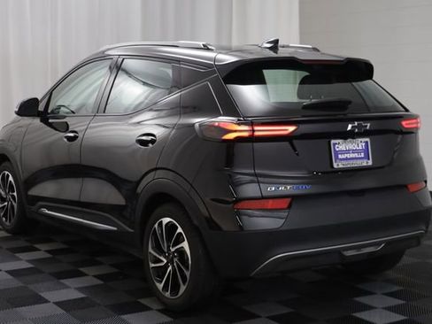 Used 2023 Chevrolet Bolt EUV Premier w/ Sun & Sound Package image 16