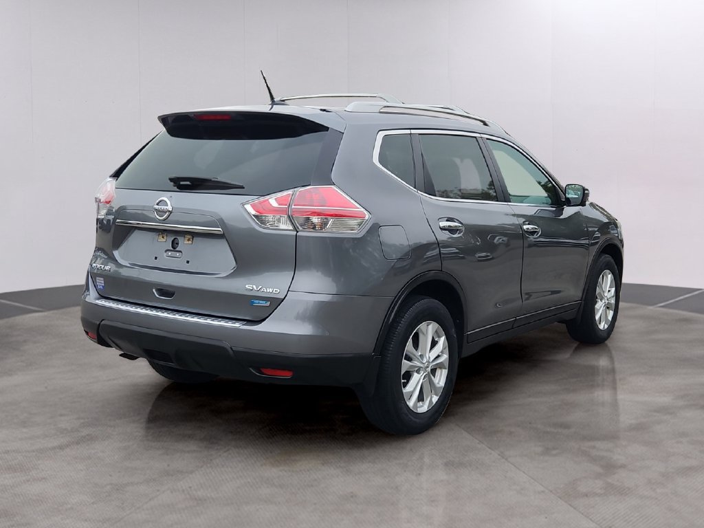 Used 2014 Nissan Rogue SV w/ SV Premium Package AWD/4WD image 4