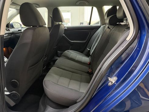 Used 2011 Volkswagen Jetta S FWD image 13