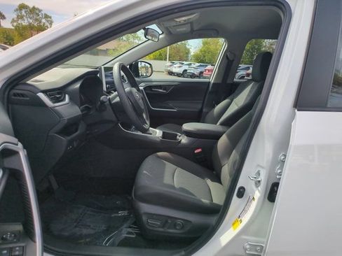 Used 2024 Toyota RAV4 XLE FWD image 11