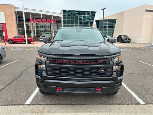Used 2024 Chevrolet Silverado 1500 Custom Trail Boss AWD/4WD image 1