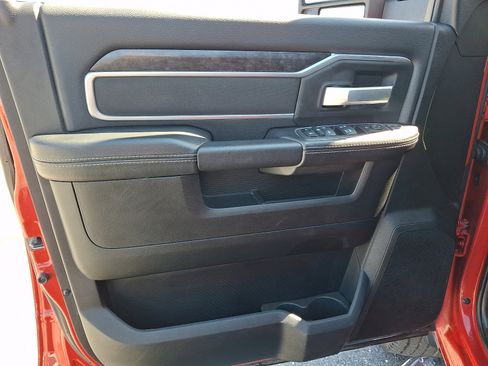 Used 2024 RAM 2500 Big Horn w/ Bed Utility Group image 12