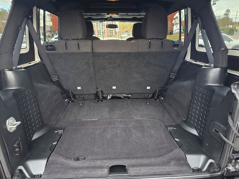 Used 2017 Jeep Wrangler Unlimited Sport w/ Quick Order Package 24S image 20