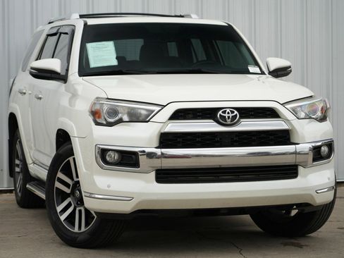 Used 2019 Toyota 4Runner Limited image 2