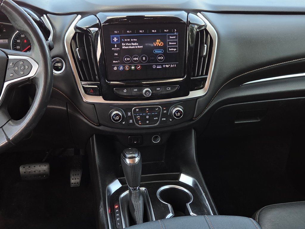 Certified 2020 Chevrolet Traverse LT FWD image 9