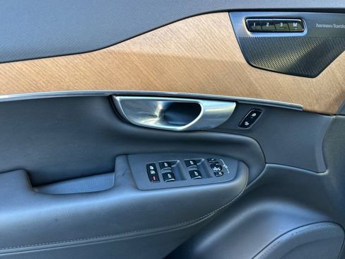 Used 2024 Volvo XC90 T8 Plus image 10