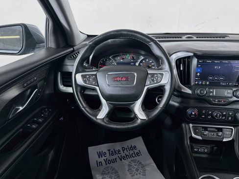Used 2024 GMC Terrain SLT AWD/4WD image 20