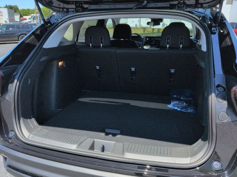 New 2026 Chevrolet Trax LS w/ Driver Confidence Package FWD image 50
