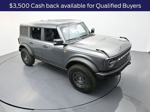 New 2025 Ford Bronco Badlands image 18