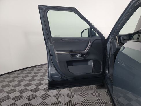 Used 2022 Rivian R1T Adventure AWD/4WD image 16