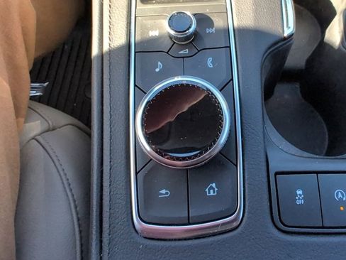 Used 2023 Cadillac XT4 Luxury w/ Cold Weather Package image 34