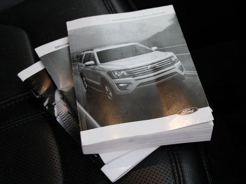 Used 2021 Ford Expedition Limited image 39