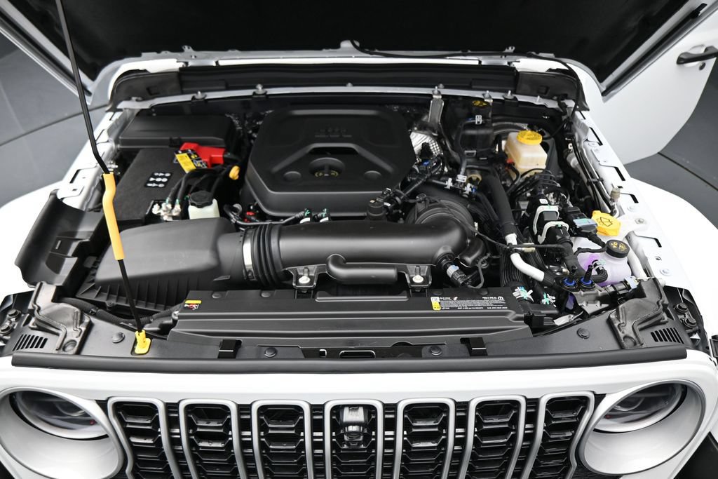 New 2027 Jeep Wrangler Unlimited Sahara AWD/4WD image 29