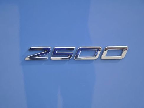 Used 2023 Mercedes-Benz Sprinter 2500 image 10