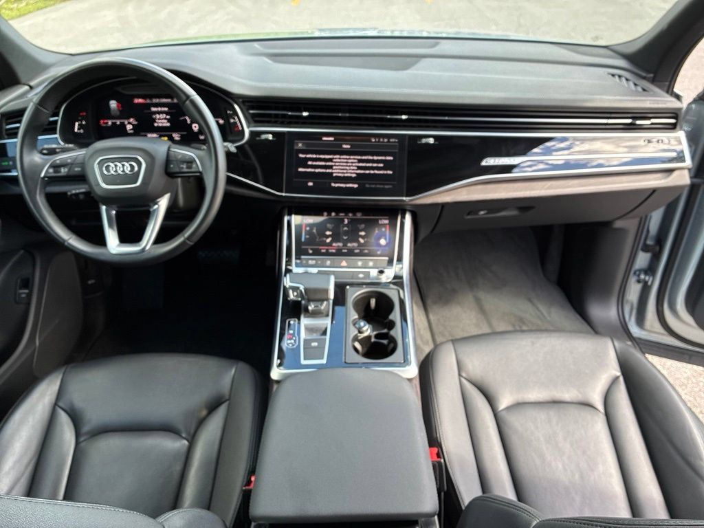 Used 2023 Audi Q7 2.0T Premium w/ Convenience Package AWD/4WD image 44