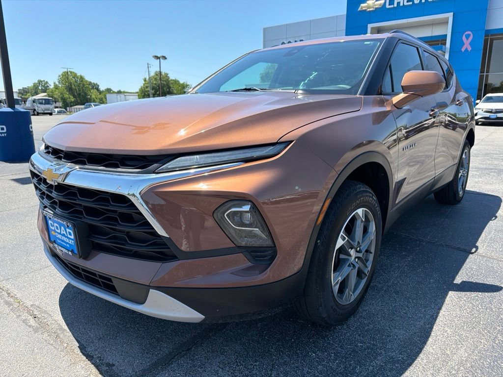 Used 2024 Chevrolet Blazer LT w/ Convenience Package FWD image 6