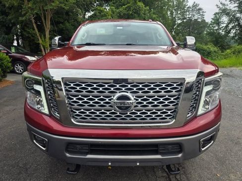 Used 2019 Nissan Titan Platinum Reserve w/ Platinum Utility Package AWD/4WD image 2