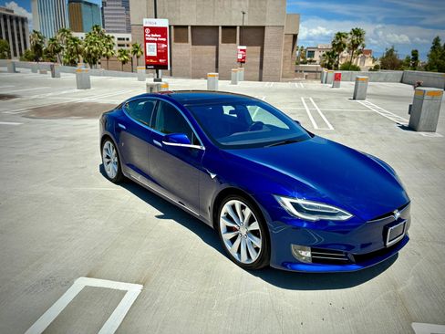 Used 2016 Tesla Model S P100D AWD/4WD image 16