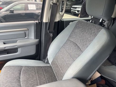 Used 2019 RAM 1500 Big Horn RWD image 18