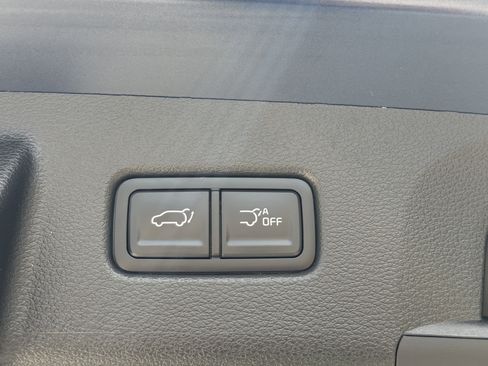 Used 2024 Kia Telluride SX Prestige image 12