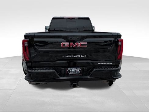 Used 2025 GMC Sierra 3500 Denali w/ Denali Reserve Package image 6