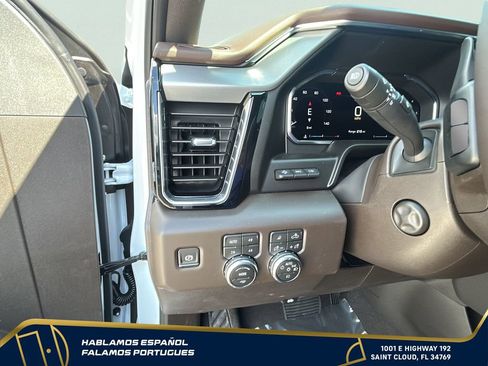 New 2026 GMC Sierra 1500 Denali w/ Technology Package AWD/4WD image 17