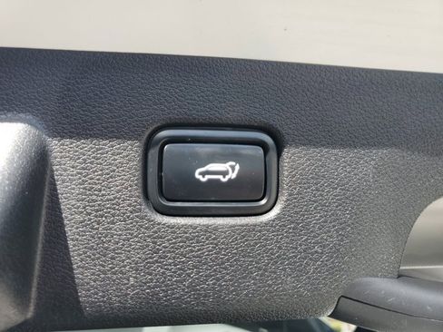 Used 2023 Kia Sportage SX FWD image 13