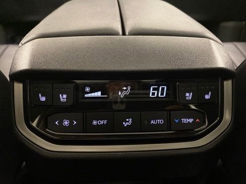 Used 2025 Lexus TX 350 AWD w/ Technology Package image 31