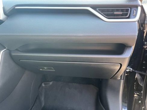 Used 2024 Toyota RAV4 XLE w/ Convenience Package AWD/4WD image 28